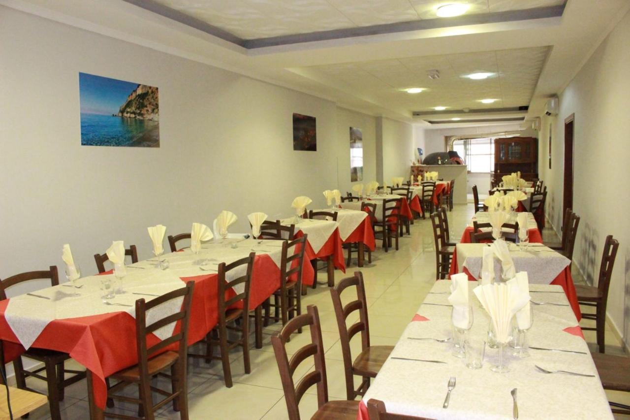 Hotel Nettuno Montecatini Terme Exterior foto